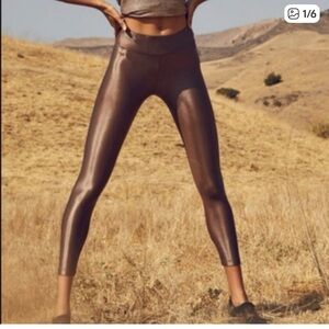 Koral // Lustrous Legging//Cafe